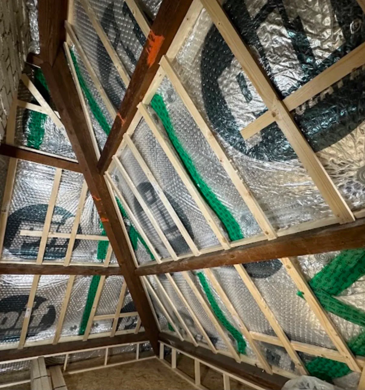 Dakisolatie met houtwolvezel, uitgevoerd door Huisklimaat